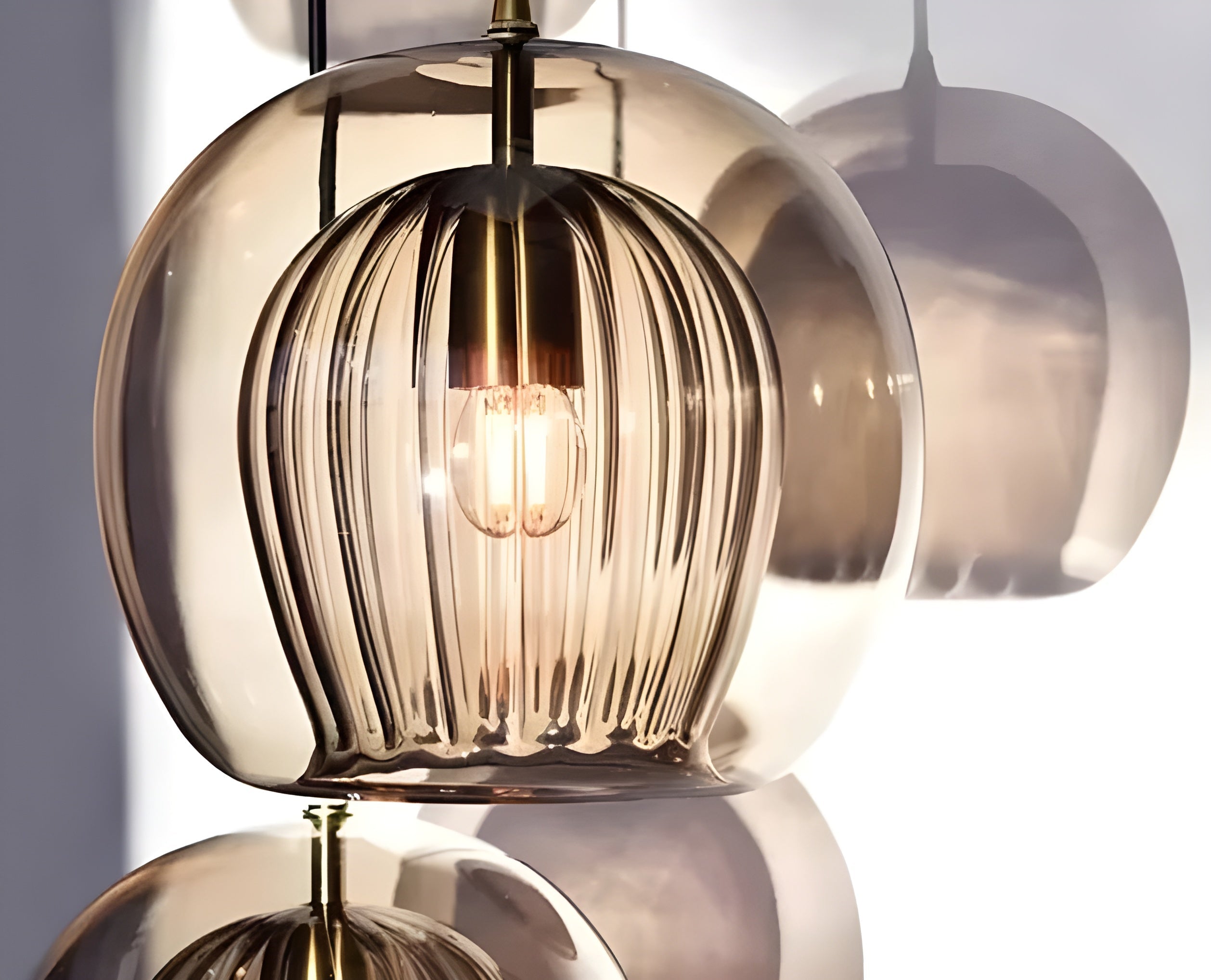 FrostedGlow Suspension Verre Dépoli Moderne | Douce Lumière Diffuse 15cm Transparent