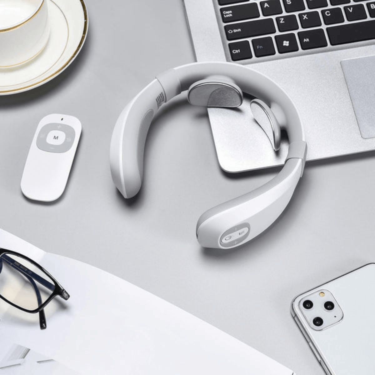 Mini Masseur de Nuque Portable — Discret et Efficace pour le Bureau