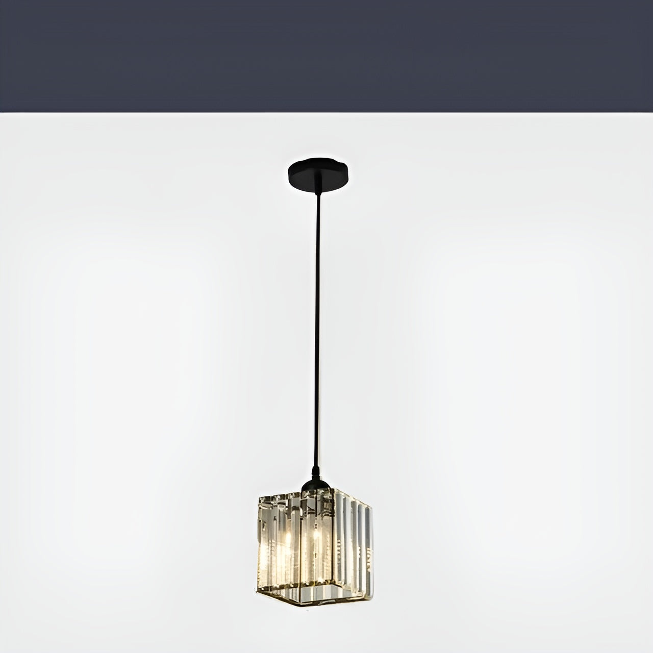 BrilliantGlow Suspension K9 Cristal Élégante | Noir Rond Scintillant Premium