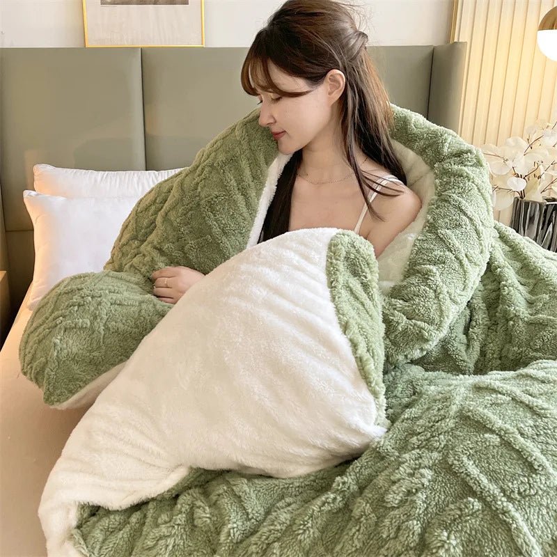 Plush Reversible Thick Duvet - Premium All-Season Bed Comfort