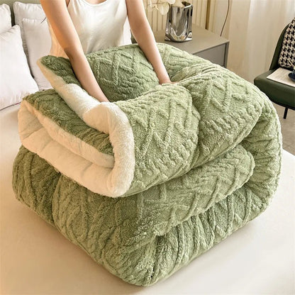Plush Reversible Thick Duvet - Premium All-Season Bed Comfort