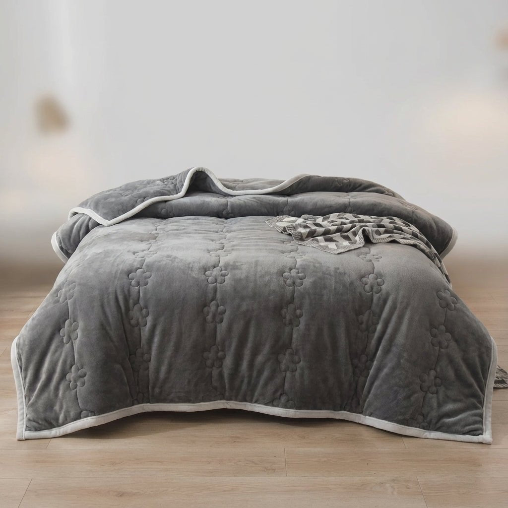 Triple-Layer Plush Duvet - Maximum Winter Warmth Premium