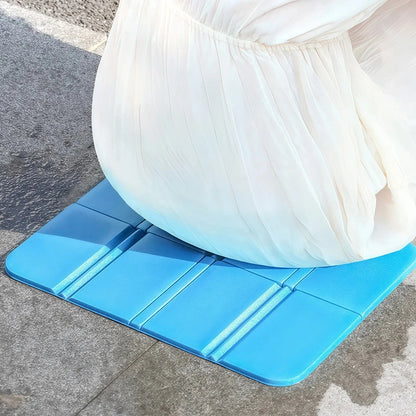 Foldable Thick Travel Cushion - Wipe-Clean Camping & Commute