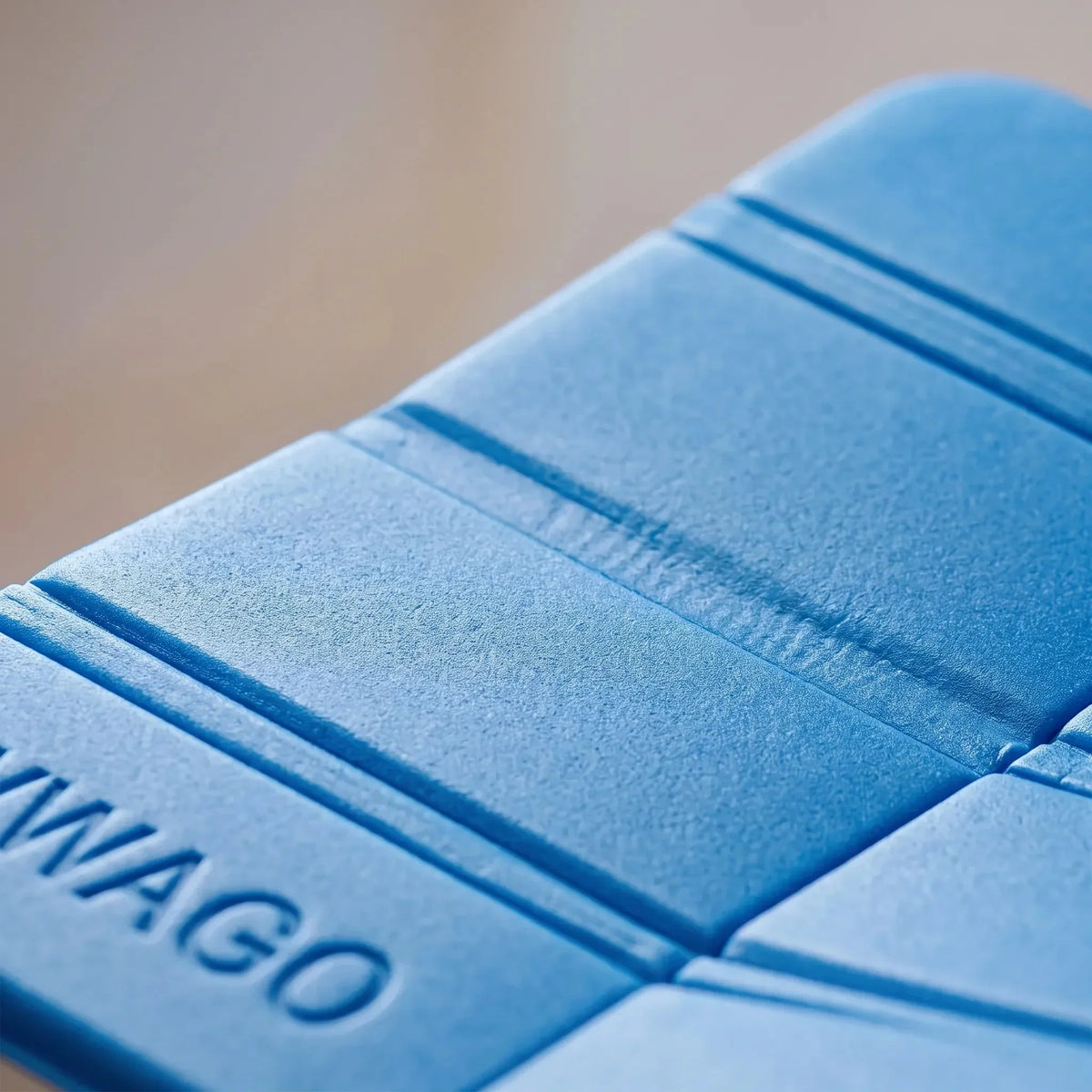 Foldable Thick Travel Cushion - Wipe-Clean Camping & Commute