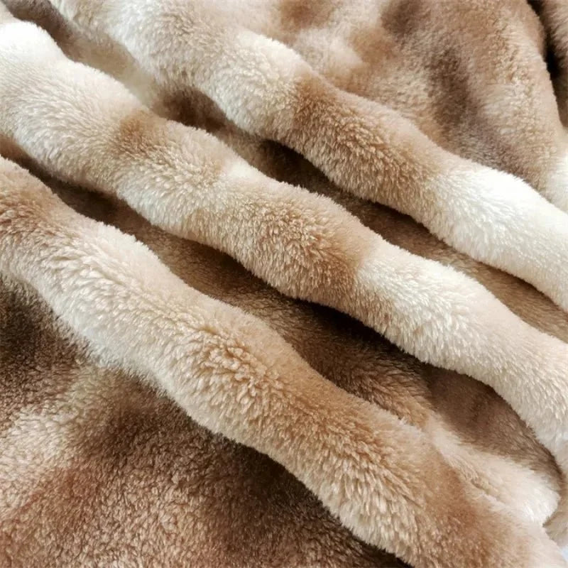 Gradient Double-Sided Blanket - Large Format Luxurious Cosy Comfort