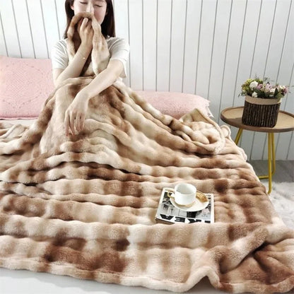 Gradient Double-Sided Blanket - Large Format Luxurious Cosy Comfort