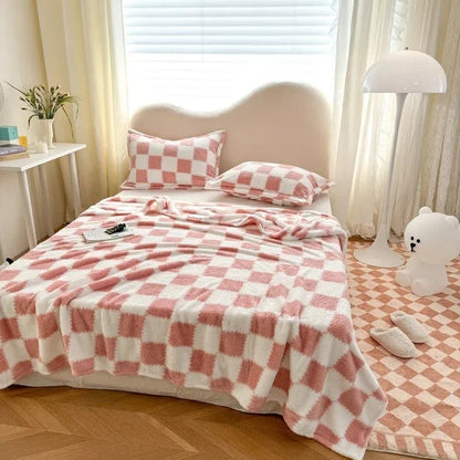 Checked Fleece Blanket - Bed & Sofa Classic Cosy Comfort
