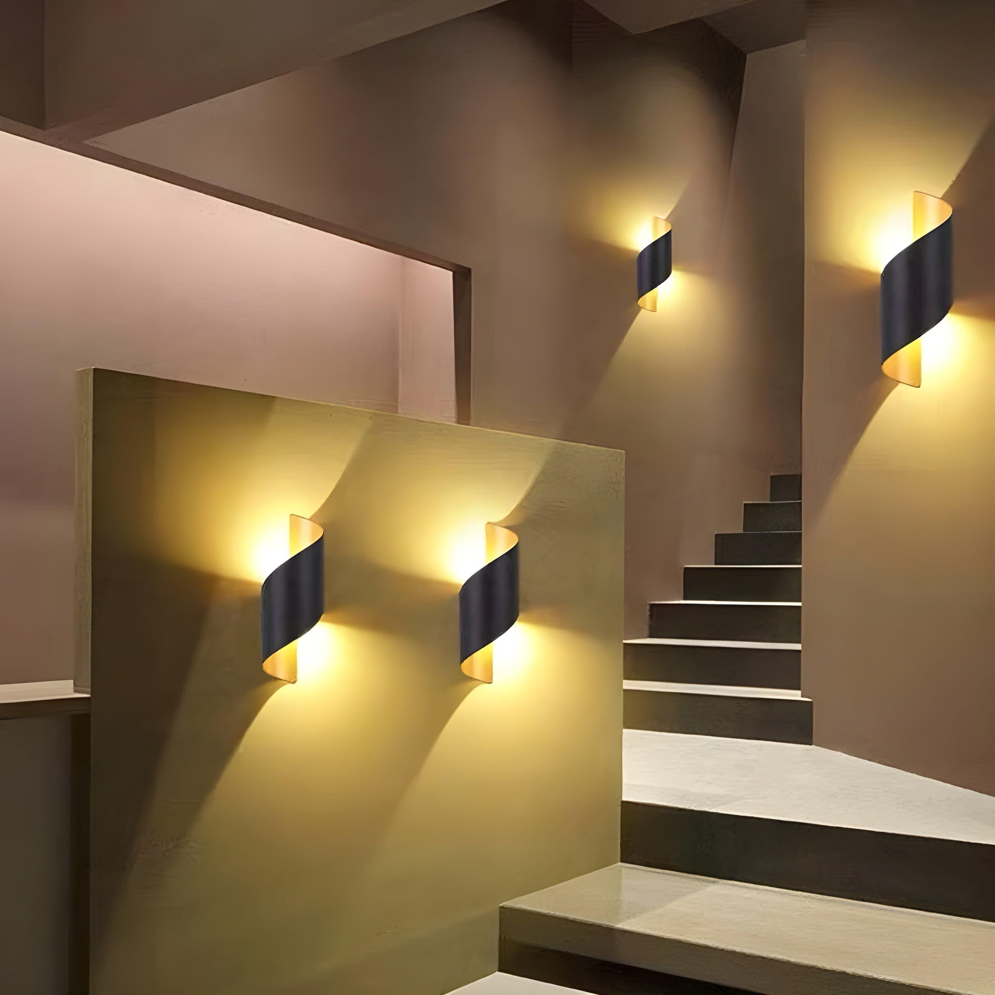 SpiralGlow Applique Spirale Métal Nordic Étanche | Petit Noir ou Argent LED