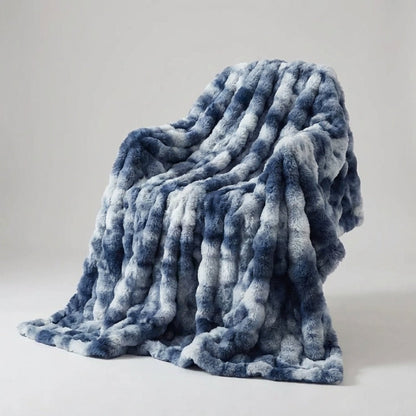 Faux Fur Ultra-Soft Throw - Luxurious Home Comfort Statement