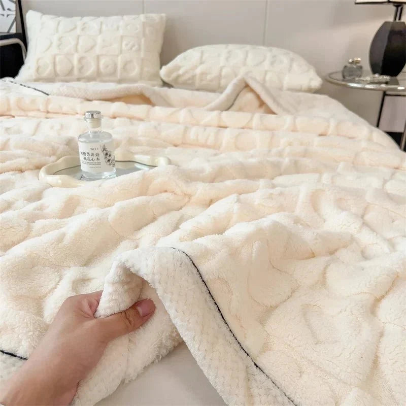 Heart Motif Thick Plush Winter Throw - Warmth & Love Design