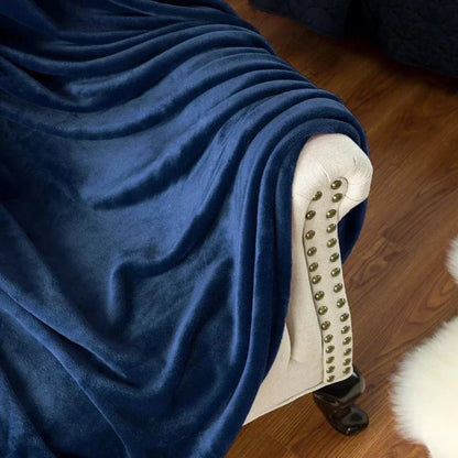 Soft Lightweight Fleece Throw - Bed & Sofa All-Season