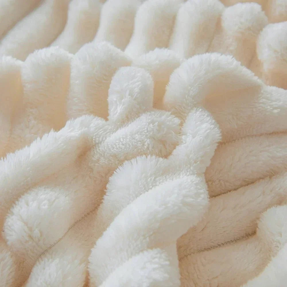 Velvet Plush Cosy Throw - Thick Home Warmth Comfort