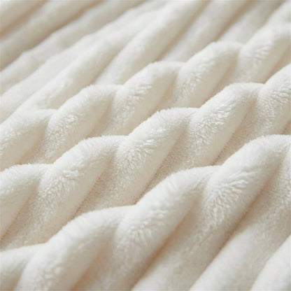 Velvet Plush Cosy Throw - Thick Home Warmth Comfort