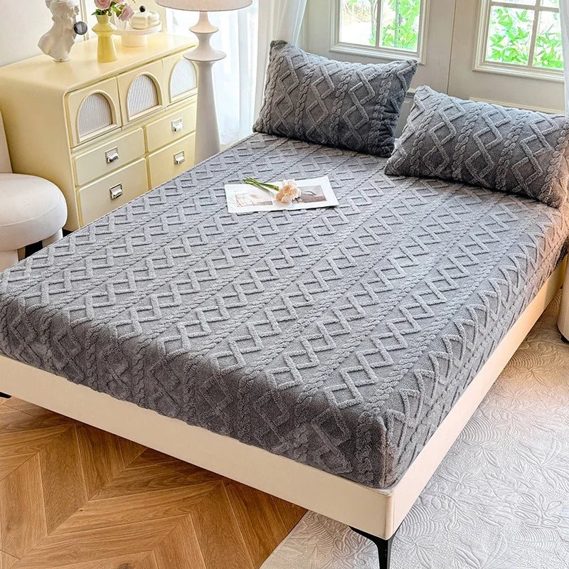 Plush Mattress Protector - Elastic Non-Slip Soft & Warm Topper