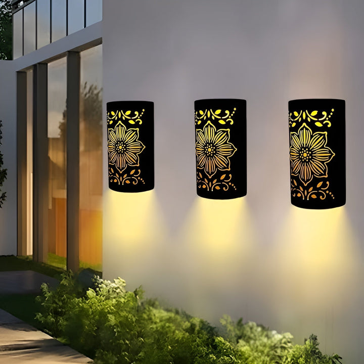Applique Solaire Motif Floral Noir | Décoration Résistante Jardin et Terrasse